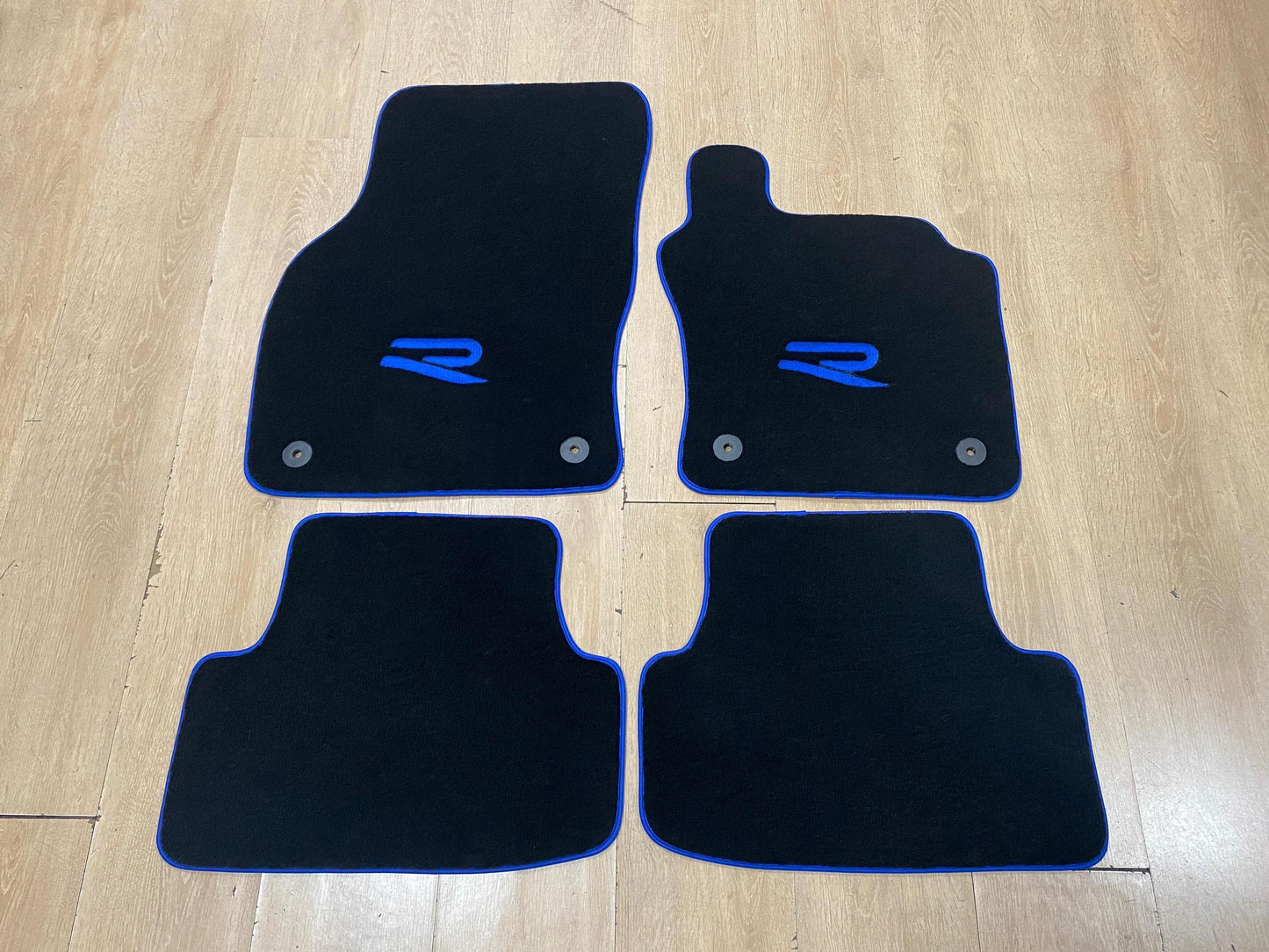 Luxury Floor Car Mats for Volkswagen Golf 8 R 2021 - 2024 RHD , Set of 4 , Made to Order