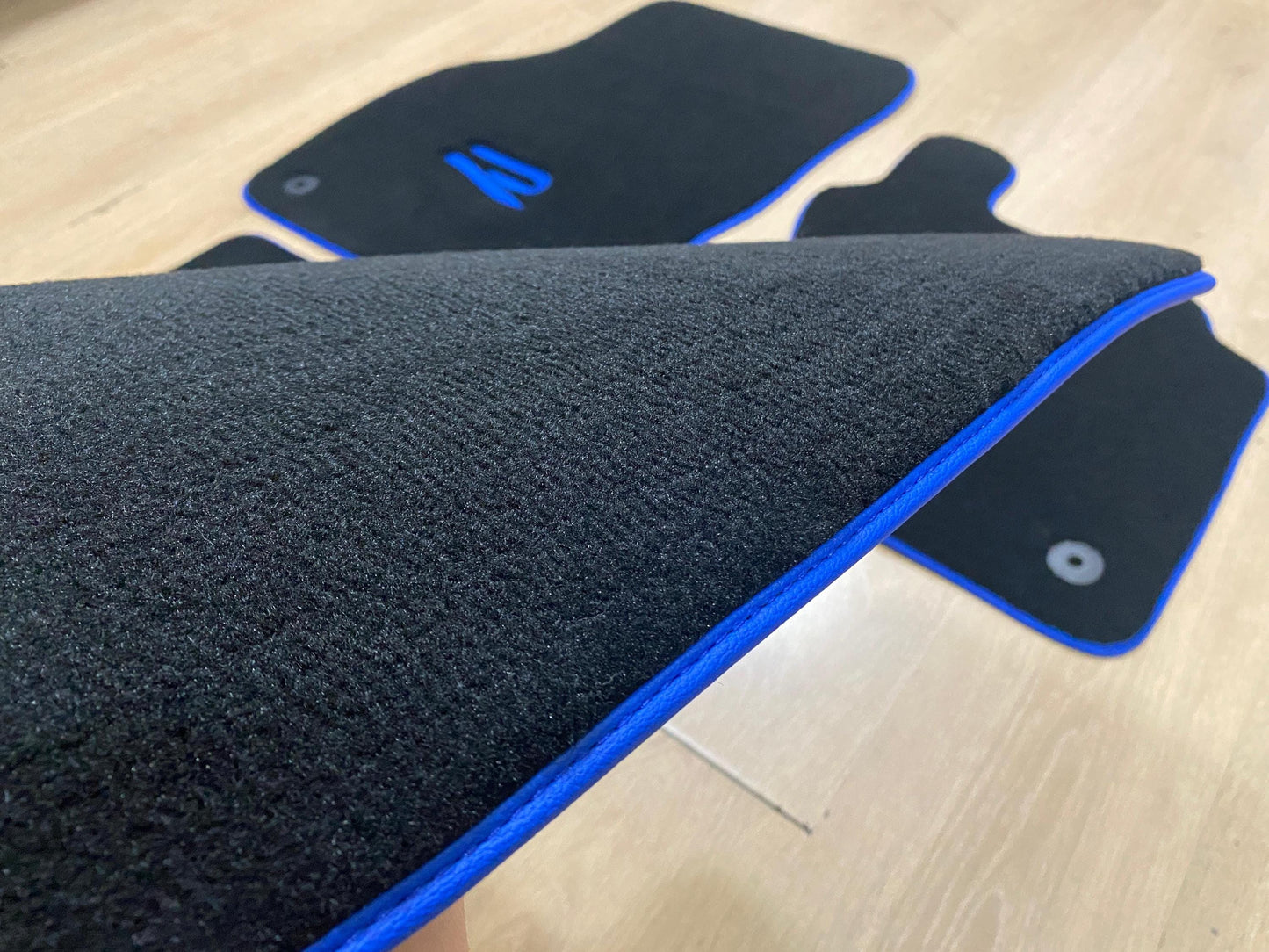 Luxury Floor Car Mats for Volkswagen Golf 8 R 2021 - 2024 RHD , Set of 4 , Made to Order