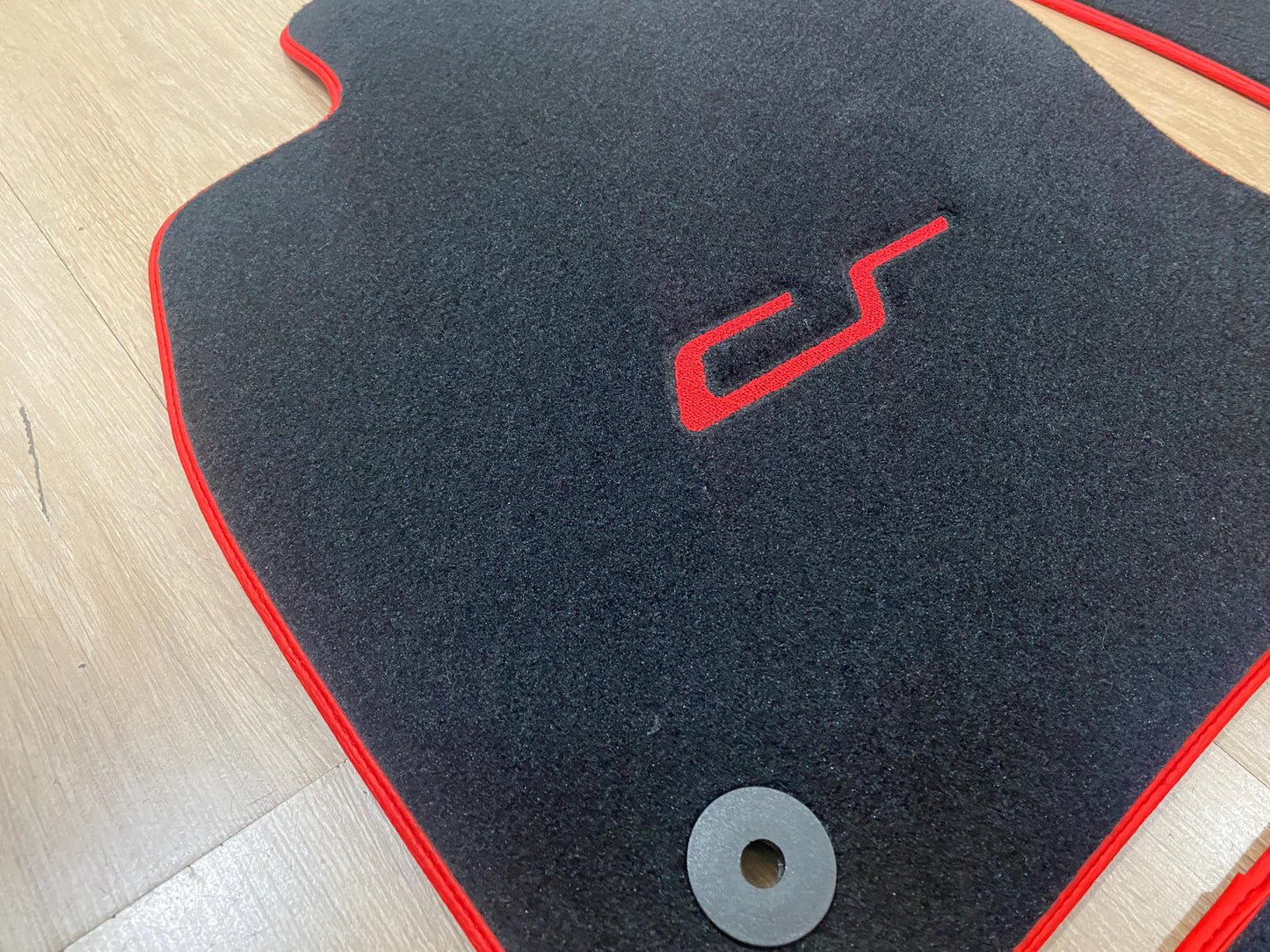 Luxury Floor Car Mats For Volkswagen Golf 8 GTI Clubsport 2021-2025 , Set of 4 , Made to Order