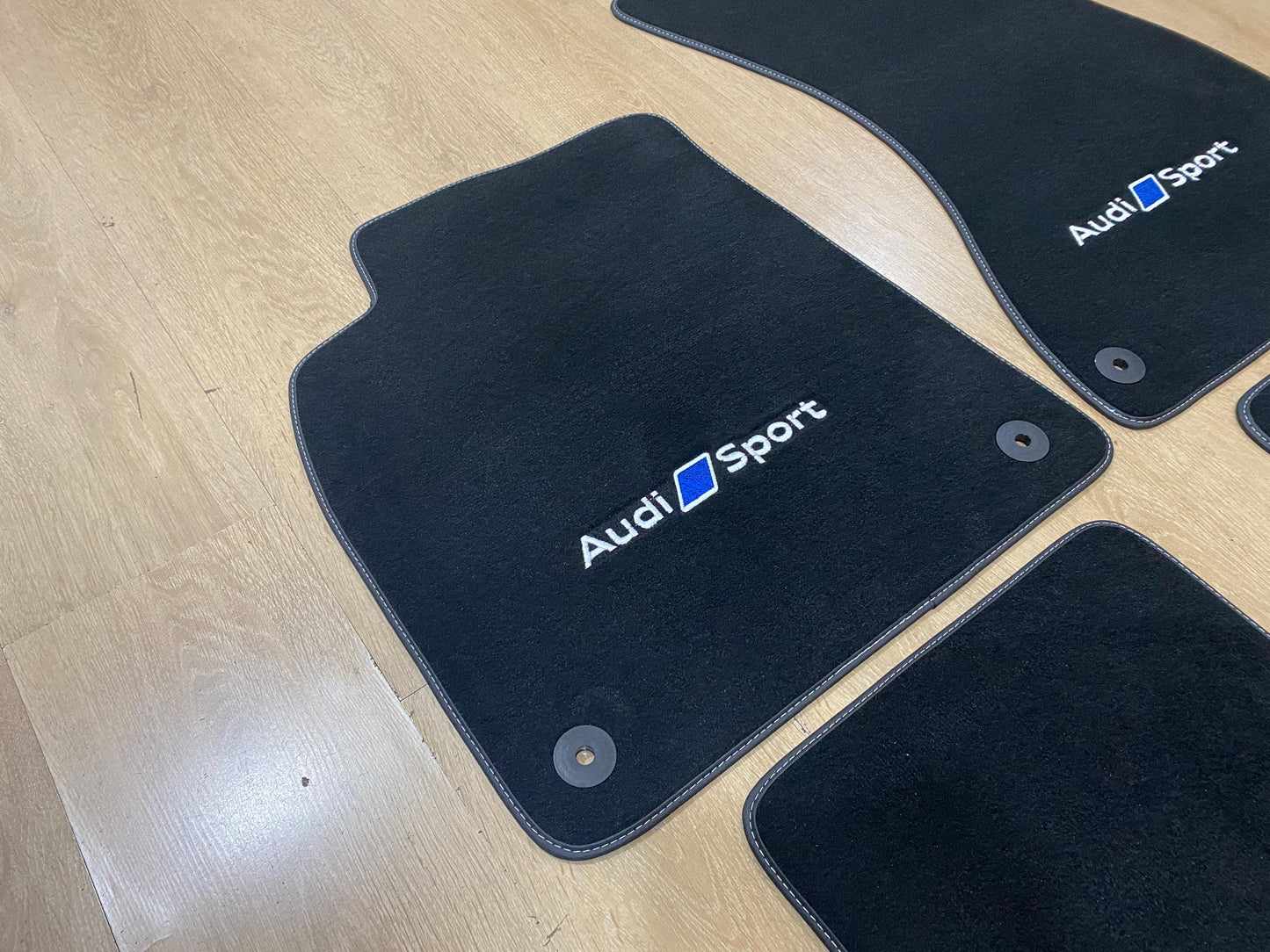Floor Car Mats For Audi A6 2011-2018 C7 Audi Sport Logo, Custom Design , Custom Embroidery Logo , Custom Mat Pattern for Your Vehicle