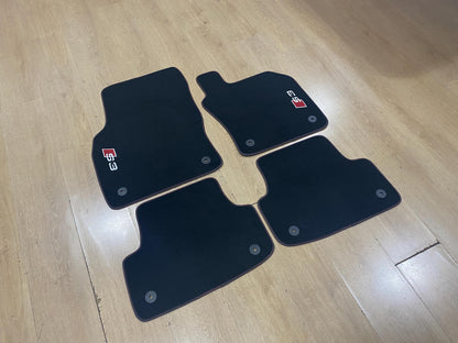 Audi S3 2013-2020 8V için Sağdan Direksiyonlu Paspaslar, Özel Tasarım, Özel Nakışlı Logo, Aracınız için Özel Paspas Deseni