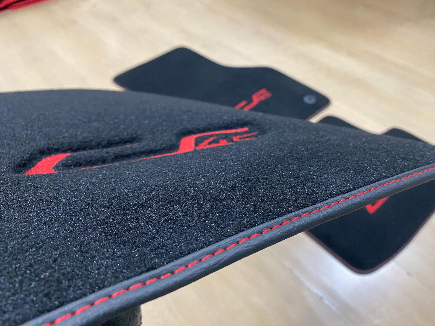 Luxury Floor Car Mats For Volkswagen Golf 8 GTI Clubsport 45 2021-2025 , Set of 4 , Made to Order