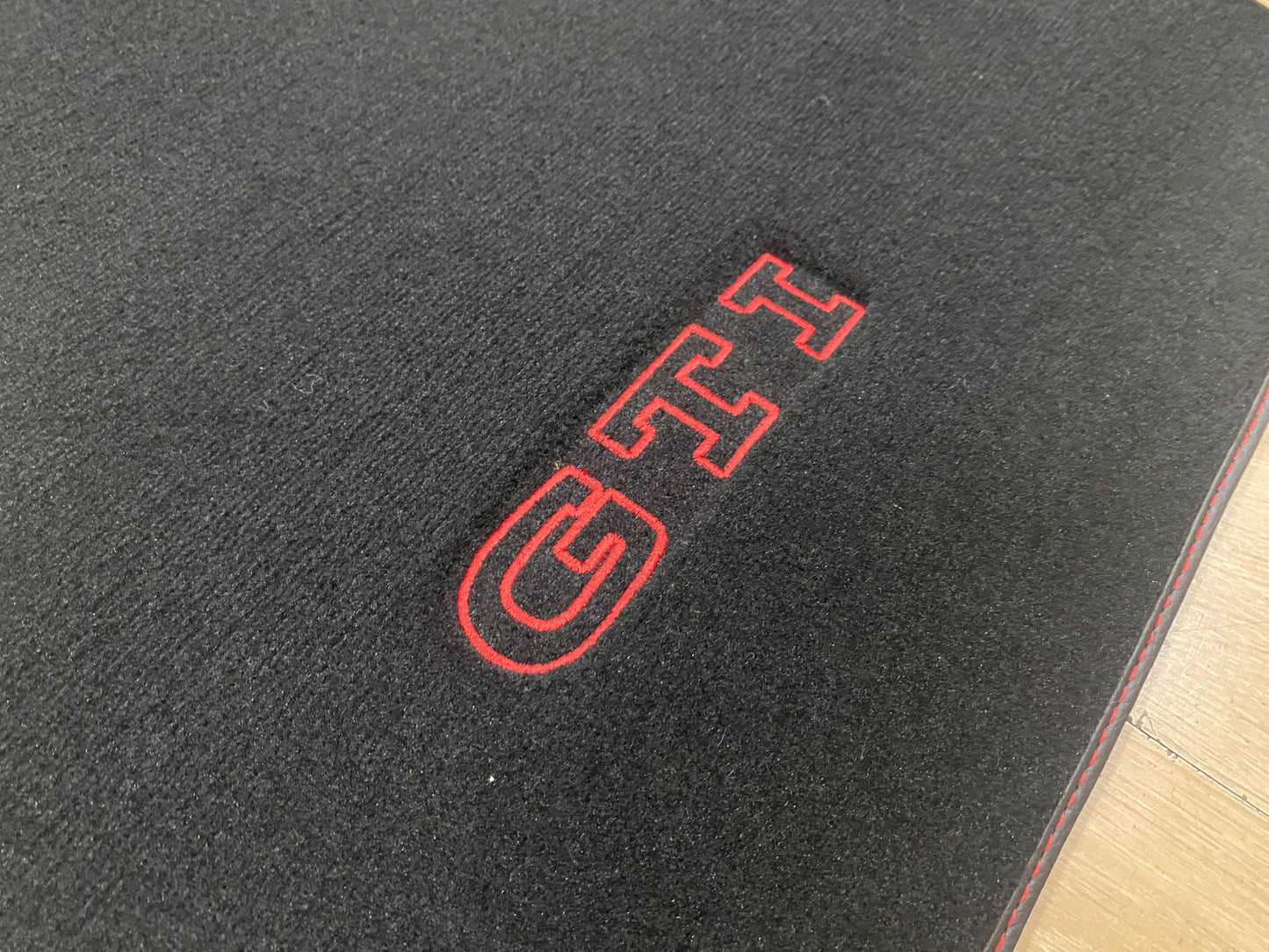 R.H.D Luxury Floor Car Mats For Volkswagen Golf 8.5 GTI 2021-2025 , Set of 4 , Made to Order