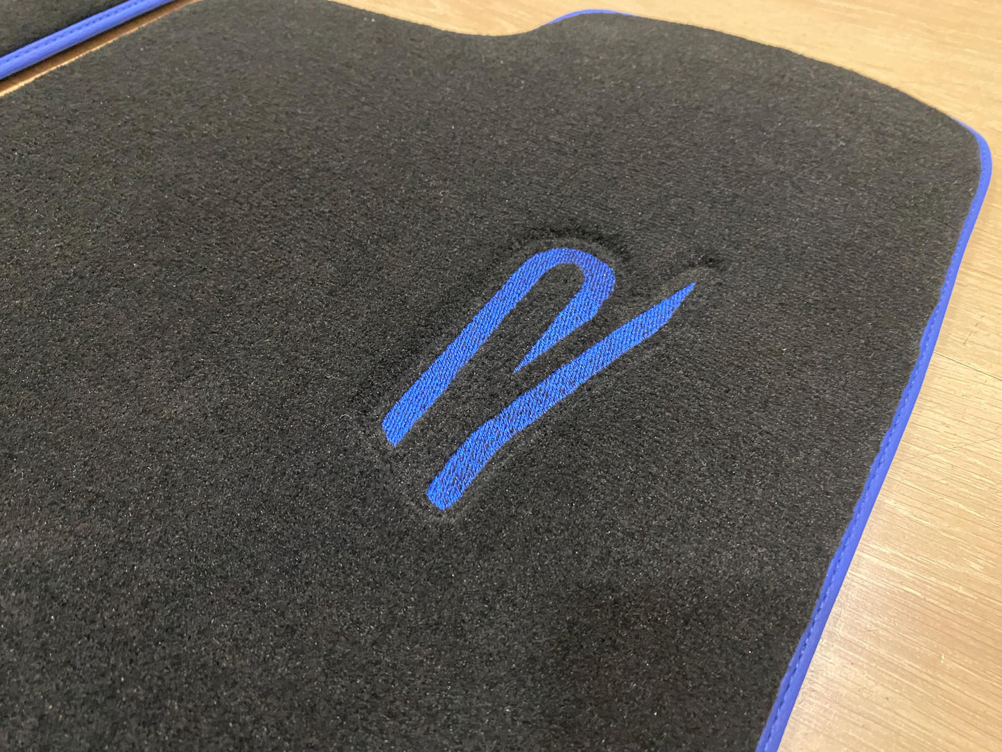 Luxury Floor Car Mats for Volkswagen T-Roc 2016-2024 RHD , Set of 4 , Made to Order