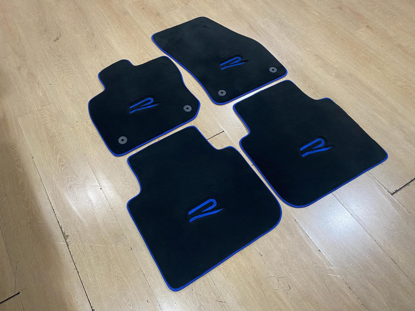 Luxury Floor Car Mats for Volkswagen Tayron 2025 - 2026 , Set of 4 , Made to Order
