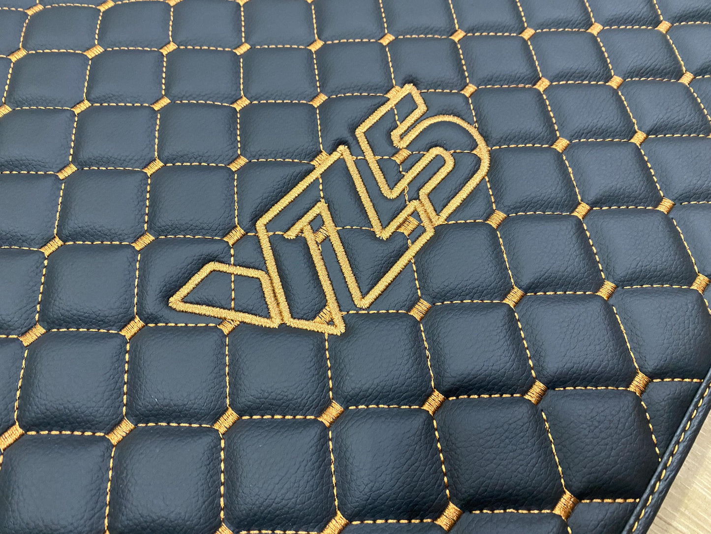 Leather Car Mats For Cupra Formentor TSI 2020-2025 VZ5 , Custom Design , Custom Embroidery Logo , Custom Mat Pattern for Your Vehicle