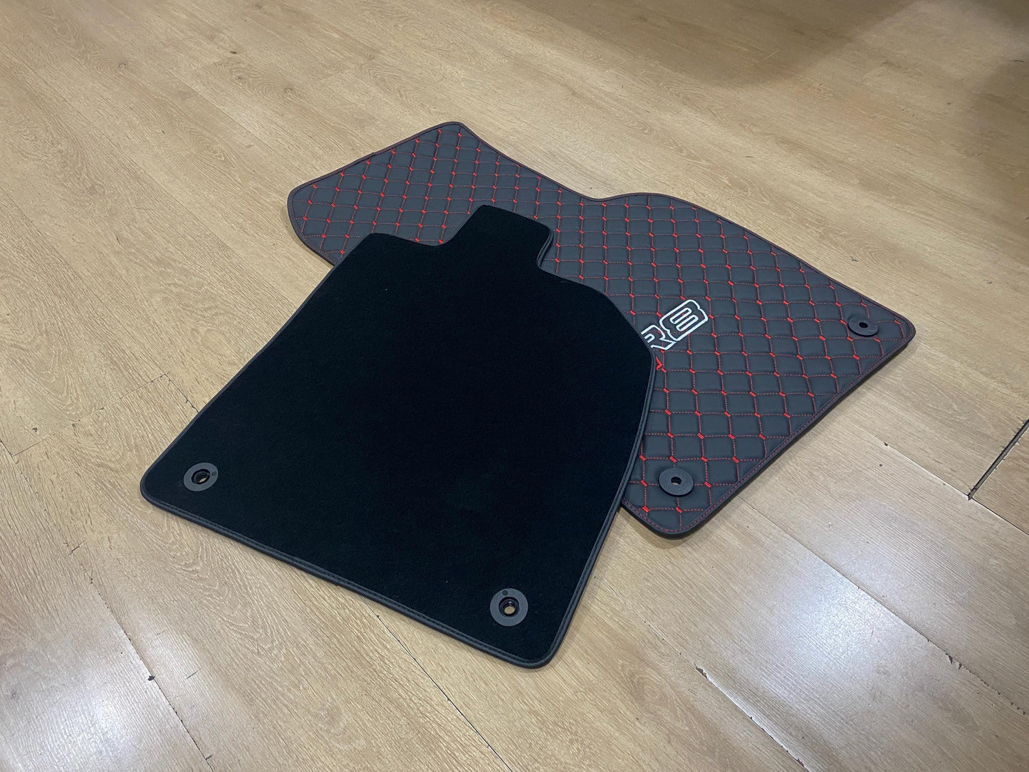 Leather Car Mats For Audi R8 2016-2024 , Custom Design , Custom Embroidery Logo , Custom Mat Pattern for Your Vehicle