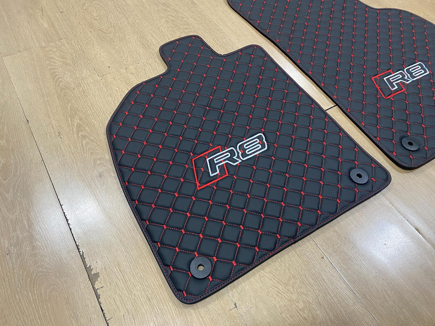 Leather Car Mats For Audi R8 2016-2024 , Custom Design , Custom Embroidery Logo , Custom Mat Pattern for Your Vehicle