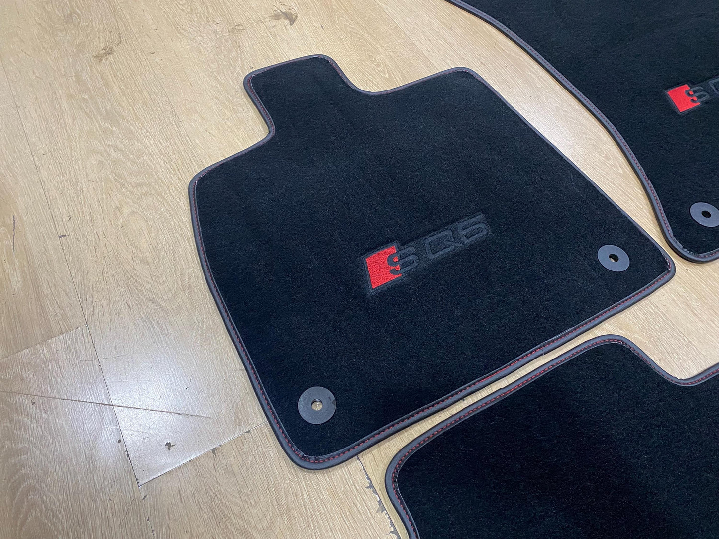 Luxury Floor Car Mats for SQ5 Sportback GU 2025 - 2026 , Set of 4 , Made to Order